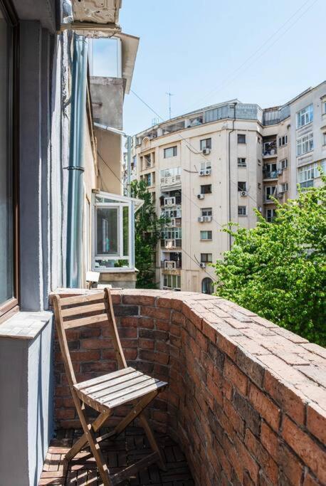 Classy Apartment Unirii Square ブカレスト エクステリア 写真